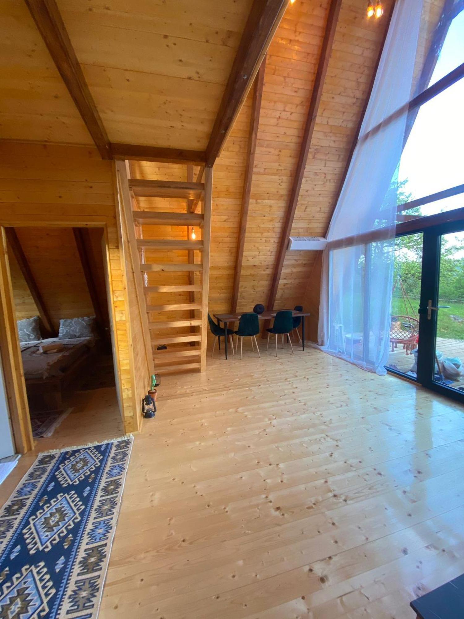 Wood & Bricks Chalet Giulesti Ngoại thất bức ảnh